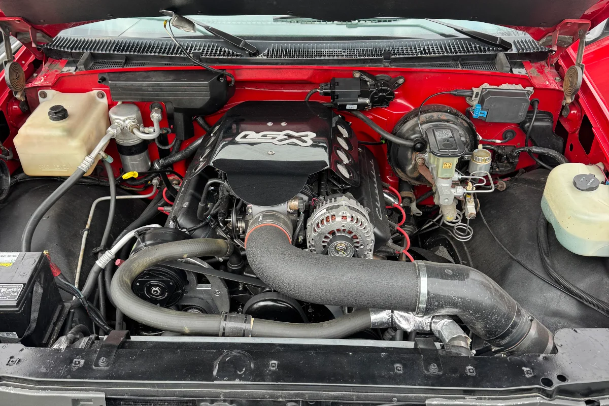 Chevrolet Silverado photo